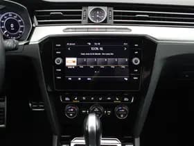 Volkswagen Arteon 1.5 TSI 150pk DSG 2x R-Line Keyless Virtual Cockpit Stoelverwarming Camera Panoramadak Navigatie thumbnail 14