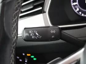 Volkswagen Arteon 1.5 TSI 150pk DSG 2x R-Line Keyless Virtual Cockpit Stoelverwarming Camera Panoramadak Navigatie thumbnail 17