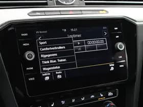 Volkswagen Arteon 1.5 TSI 150pk DSG 2x R-Line Keyless Virtual Cockpit Stoelverwarming Camera Panoramadak Navigatie thumbnail 25