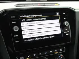 Volkswagen Arteon 1.5 TSI 150pk DSG 2x R-Line Keyless Virtual Cockpit Stoelverwarming Camera Panoramadak Navigatie thumbnail 29