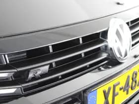 Volkswagen Arteon 1.5 TSI 150pk DSG 2x R-Line Keyless Virtual Cockpit Stoelverwarming Camera Panoramadak Navigatie thumbnail 53