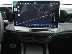 Volkswagen Passat Variant 1.5 eHybrid 204pk R-Line Edition Black Style Trekhaak Camera Head-Up Panoramadak Leder Memory Stoelverwarming Keyless Navigatie thumbnail 19