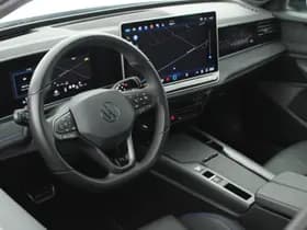 Volkswagen Passat Variant 1.5 eHybrid 204pk R-Line Edition Black Style Trekhaak Camera Head-Up Panoramadak Leder Memory Stoelverwarming Keyless Navigatie thumbnail 3