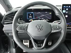 Volkswagen Passat Variant 1.5 eHybrid 204pk R-Line Edition Black Style Trekhaak Camera Head-Up Panoramadak Leder Memory Stoelverwarming Keyless Navigatie thumbnail 23
