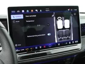 Volkswagen Passat Variant 1.5 eHybrid 204pk R-Line Edition Black Style Trekhaak Camera Head-Up Panoramadak Leder Memory Stoelverwarming Keyless Navigatie thumbnail 41