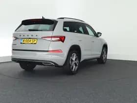 Škoda Kodiaq 1.5 TSI 150pk DSG Sportline Business 7Pers. Keyless Stoelverwarming Camera Memory Virtual Cockpit Navigatie thumbnail 8