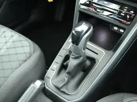 Volkswagen Polo 1.0 TSI 95pk DSG R-Line Camera Stoelverwarming Virtual Cockpit Navigatie thumbnail 32