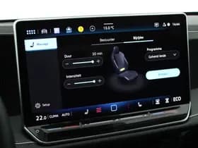 Volkswagen Passat Variant 1.5 204pk eHybrid Business Trekhaak Camera Stoelverwarming Massage Virtual Cockpit Led Navigatie thumbnail 28