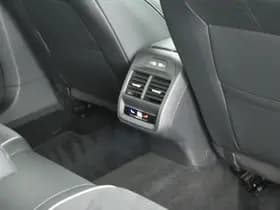 Volkswagen Passat Variant 1.5 204pk eHybrid Business Trekhaak Camera Stoelverwarming Massage Virtual Cockpit Led Navigatie thumbnail 46