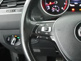 Volkswagen Tiguan 1.4 TSI 150pk Connected Series Trekhaak Navigatie Stoelverwarming thumbnail 16