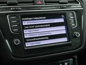Volkswagen Tiguan 1.4 TSI 150pk Connected Series Trekhaak Navigatie Stoelverwarming thumbnail 24