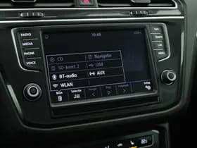 Volkswagen Tiguan 1.4 TSI 150pk Connected Series Trekhaak Navigatie Stoelverwarming thumbnail 29