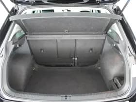 Volkswagen Tiguan 1.4 TSI 150pk Connected Series Trekhaak Navigatie Stoelverwarming thumbnail 41