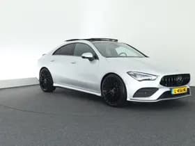 Mercedes-Benz CLA-Klasse 200 163pk Solution AMG Trekhaak Camera Burmester Stoelverwarming Sfeerverlichting Panoramadak Navigatie thumbnail 15