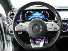 Mercedes-Benz CLA-Klasse 200 163pk Solution AMG Trekhaak Camera Burmester Stoelverwarming Sfeerverlichting Panoramadak Navigatie thumbnail 21