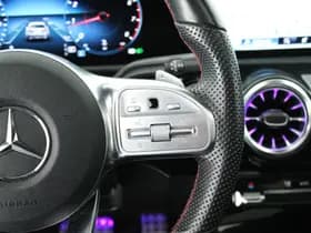 Mercedes-Benz CLA-Klasse 200 163pk Solution AMG Trekhaak Camera Burmester Stoelverwarming Sfeerverlichting Panoramadak Navigatie thumbnail 23