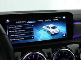 Mercedes-Benz CLA-Klasse 200 163pk Solution AMG Trekhaak Camera Burmester Stoelverwarming Sfeerverlichting Panoramadak Navigatie thumbnail 31