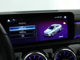 Mercedes-Benz CLA-Klasse 200 163pk Solution AMG Trekhaak Camera Burmester Stoelverwarming Sfeerverlichting Panoramadak Navigatie thumbnail 34