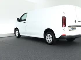 Volkswagen Transporter T7 2.0 TDI 110pk L2H1 Life Incl. BPM! Parkeersensoren Carplay Bijrijdersbank thumbnail 5