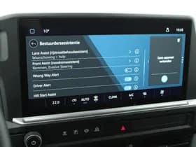 Volkswagen Transporter T7 2.0 TDI 110pk L2H1 Life Incl. BPM! Parkeersensoren Carplay Bijrijdersbank thumbnail 25