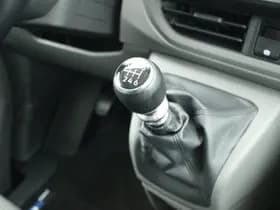 Volkswagen Transporter T7 2.0 TDI 110pk L2H1 Life Incl. BPM! Parkeersensoren Carplay Bijrijdersbank thumbnail 28