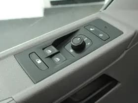 Volkswagen Transporter 2.0 TDI 150pk DSG L2H1 28 Schuifdeur L+R Stoelverwarming Navigatie ACC Parkeersensoren thumbnail 13