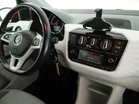 Volkswagen Up! 1.0 60pk BMT up! beats Camera Cruise Parkeersensoren Bluetooth thumbnail 3