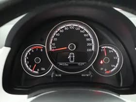 Volkswagen Up! 1.0 60pk BMT up! beats Camera Cruise Parkeersensoren Bluetooth thumbnail 31