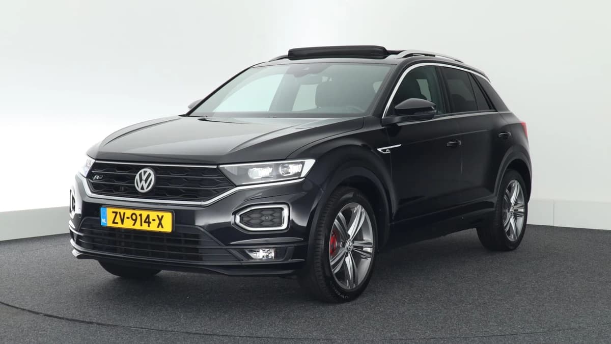 Volkswagen T-Roc 1.5 TSI 150pk DSG R-Line Sport Panoramadak Camera Leder Navigatie Virtual Cockpit — foto 1