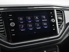 Volkswagen T-Roc 1.5 TSI 150pk DSG R-Line Sport Panoramadak Camera Leder Navigatie Virtual Cockpit thumbnail 26