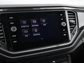 Volkswagen T-Roc 1.5 TSI 150pk DSG R-Line Sport Panoramadak Camera Leder Navigatie Virtual Cockpit thumbnail 27