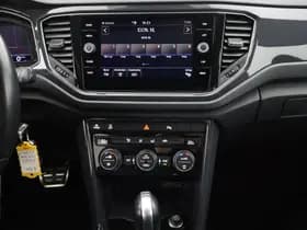 Volkswagen T-Roc 1.5 TSI 150pk DSG R-Line Sport Panoramadak Camera Leder Navigatie Virtual Cockpit thumbnail 34