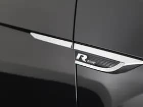 Volkswagen T-Roc 1.5 TSI 150pk DSG R-Line Sport Panoramadak Camera Leder Navigatie Virtual Cockpit thumbnail 41