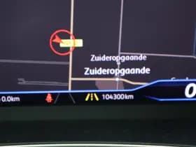 Volkswagen T-Roc 1.5 TSI 150pk DSG R-Line Sport Panoramadak Camera Leder Navigatie Virtual Cockpit thumbnail 43