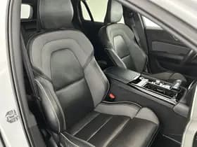 Volvo V60 2.0 T8 390pk Twin Engine AWD R-Design Trekhaak Camera harman/kardon Stoelverwarming Navigatie thumbnail 2