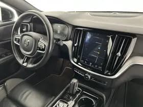 Volvo V60 2.0 T8 390pk Twin Engine AWD R-Design Trekhaak Camera harman/kardon Stoelverwarming Navigatie thumbnail 3