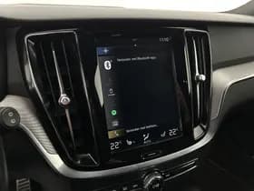 Volvo V60 2.0 T8 390pk Twin Engine AWD R-Design Trekhaak Camera harman/kardon Stoelverwarming Navigatie thumbnail 32