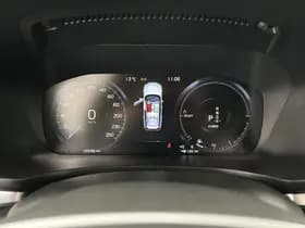 Volvo V60 2.0 T8 390pk Twin Engine AWD R-Design Trekhaak Camera harman/kardon Stoelverwarming Navigatie thumbnail 36