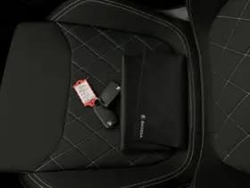 Škoda Karoq 1.5 TSI 150pk DSG ACT Sportline Business Trekhaak Camera Canton Keyless Virtual Cockpit Stoelverwarming Navigatie thumbnail 47