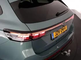 Volkswagen Passat Variant 1.5 272pk eHybrid R-Line Business Black Style Trekhaak 360Camera harman/kardon Head-Up Keyless Massage Navigatie Panoramadak thumbnail 63