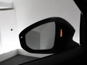 Volkswagen Passat Variant 1.5 272pk eHybrid R-Line Business Black Style Trekhaak 360Camera harman/kardon Head-Up Keyless Massage Navigatie Panoramadak thumbnail 8