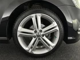 Volkswagen Polo 1.2 TSI 90pk 2x R-Line Xenon Panoramadak Cruise Control Climate Control thumbnail 30