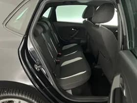 Volkswagen Polo 1.2 TSI 90pk 2x R-Line Xenon Panoramadak Cruise Control Climate Control thumbnail 10