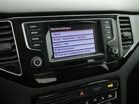 Volkswagen Golf Sportsvan 1.4 TSI 125pk H6 Highline Trekhaak Xenon Stoelverwarming Navigatie thumbnail 27