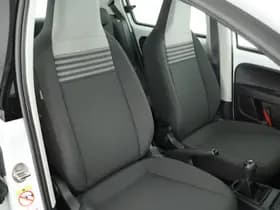 Volkswagen Up! 1.0 60pk BMT take up! Airco Bluetooth thumbnail 2