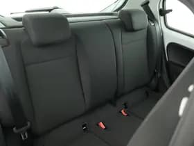 Volkswagen Up! 1.0 60pk BMT take up! Airco Bluetooth thumbnail 23