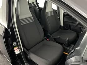 Volkswagen Up! 1.0 60pk BMT move up! Airco DAB Maps&More 5drs thumbnail 2