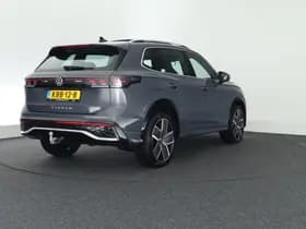 Volkswagen Tiguan 1.5 272pk eHybrid R-Line Edition Trekhaak Camera Keyless Massage Virtual Cockpit Panoramadak Carplay thumbnail 11