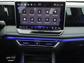 Volkswagen Tiguan 1.5 272pk eHybrid R-Line Edition Trekhaak Camera Keyless Massage Virtual Cockpit Panoramadak Carplay thumbnail 16