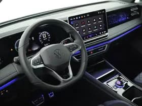 Volkswagen Tiguan 1.5 272pk eHybrid R-Line Edition Trekhaak Camera Keyless Massage Virtual Cockpit Panoramadak Carplay thumbnail 3